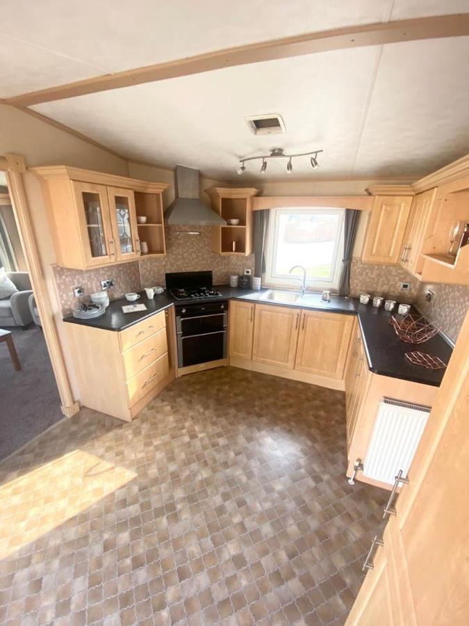 Luxury 2 Bedroom 2 Bathroom Caravan-Small Sofa 1 Pers Saint Osyth Exterior foto