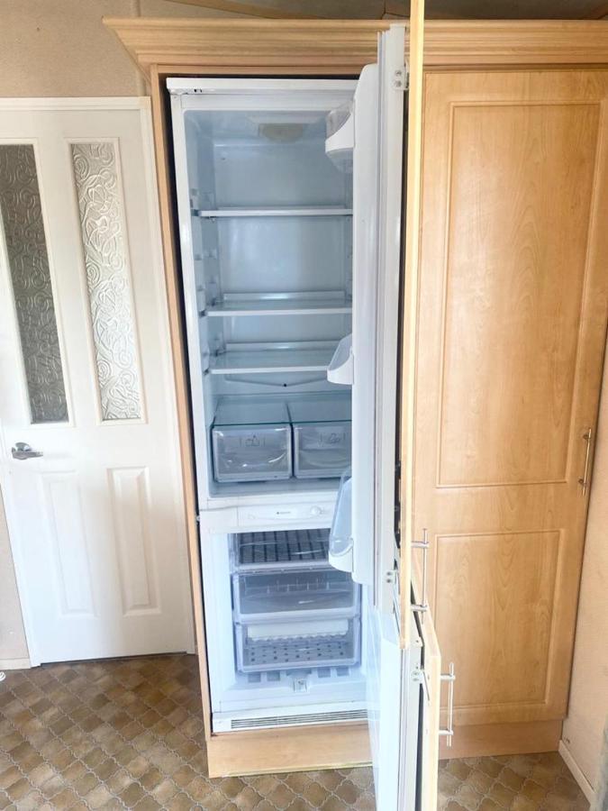 Luxury 2 Bedroom 2 Bathroom Caravan-Small Sofa 1 Pers Saint Osyth Exterior foto