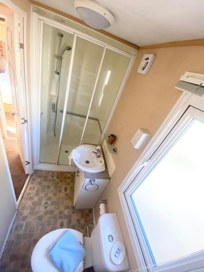 Luxury 2 Bedroom 2 Bathroom Caravan-Small Sofa 1 Pers Saint Osyth Exterior foto